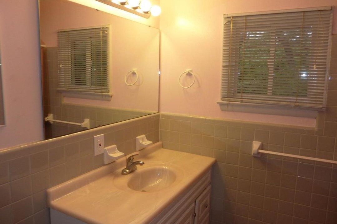 Photo of Bathroom in Jekyll Island
