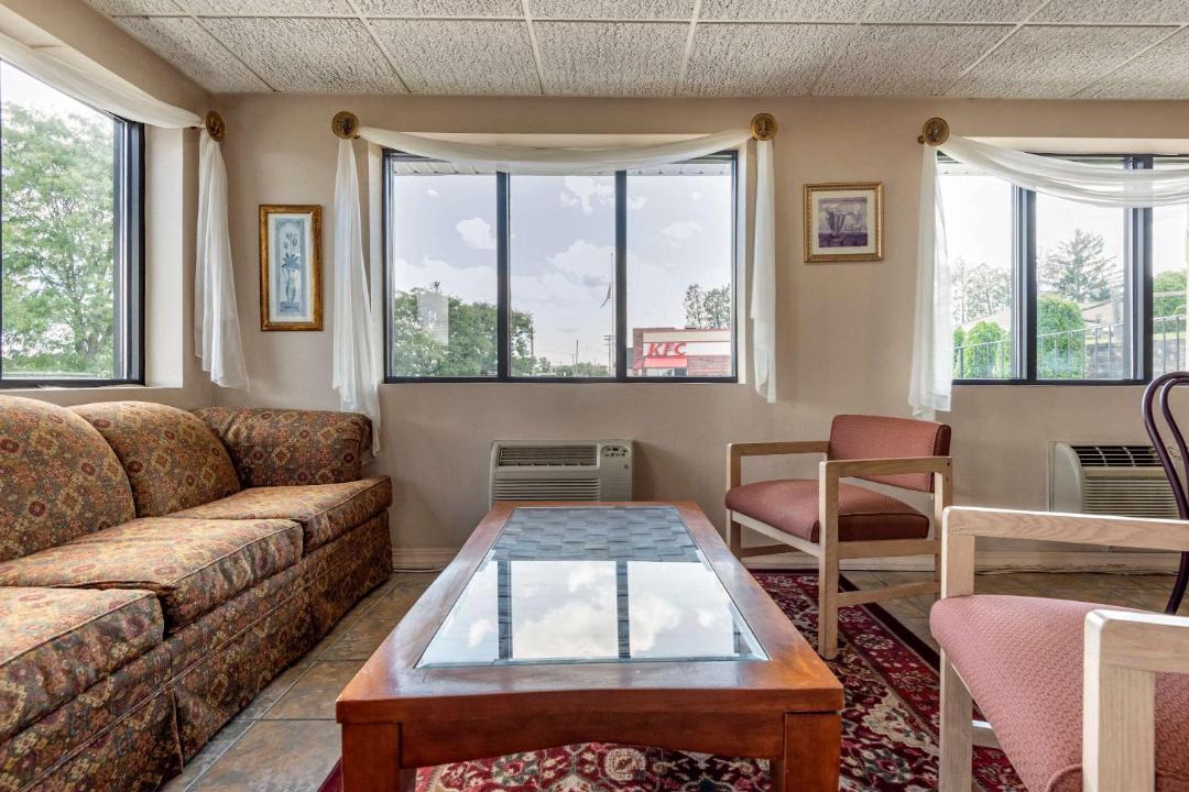 Photo of Others in DeWitt