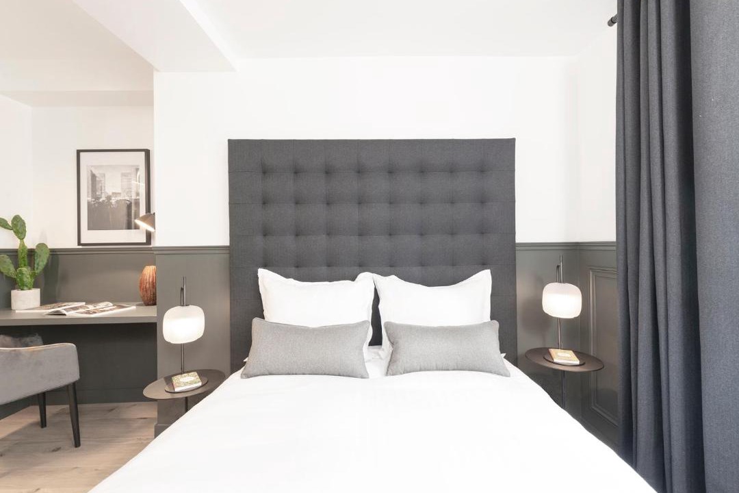 Photo of Bedroom in Arts-et-Metiers