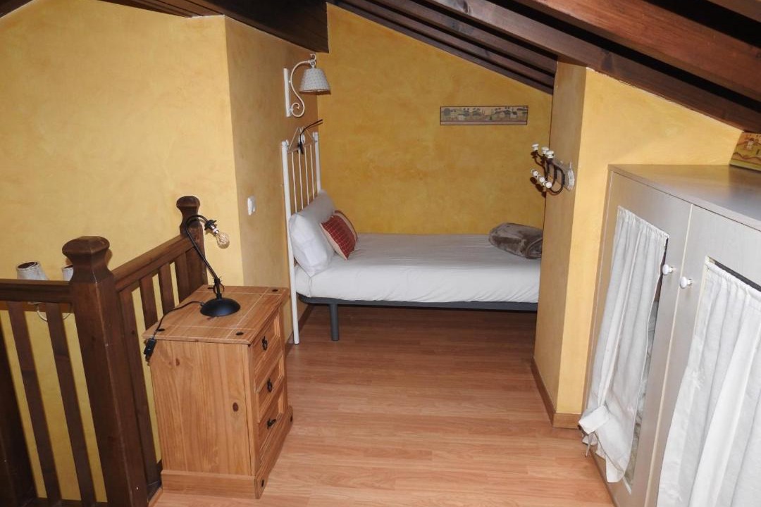 Photo of Bedroom in Incles