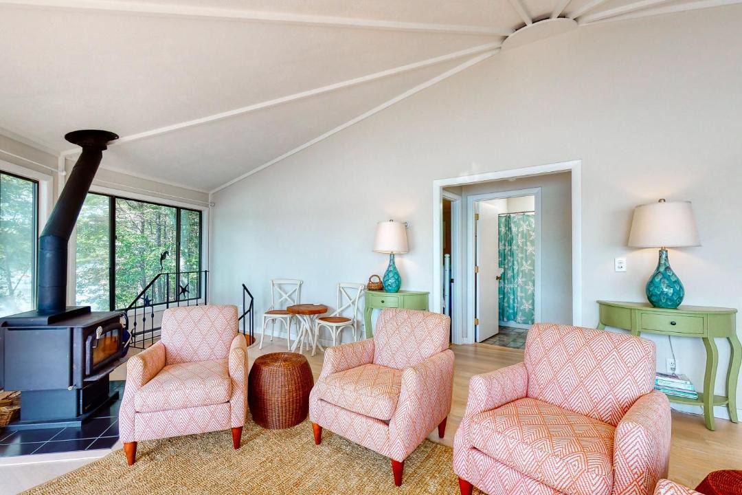 Photo of Livingroom in Isle of Springs