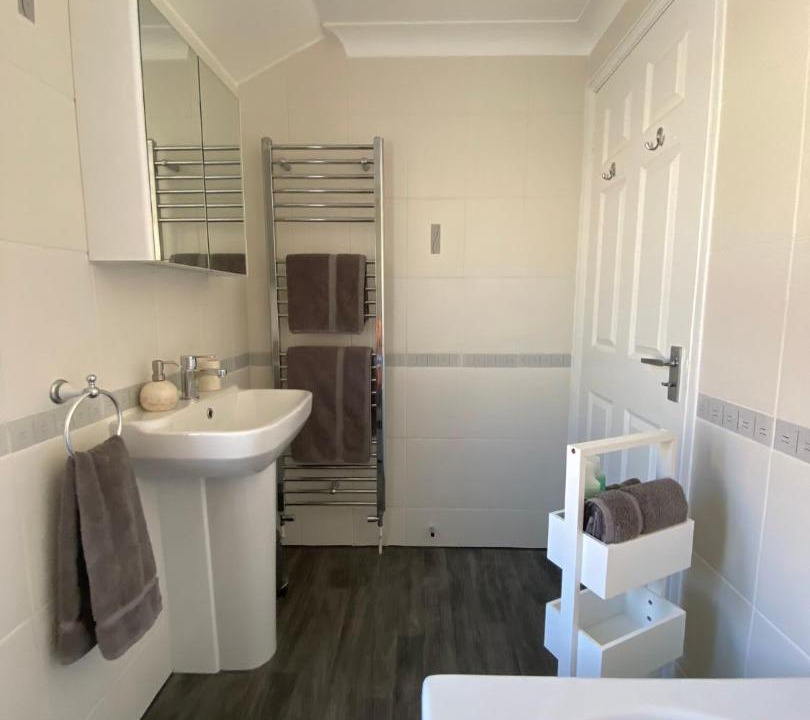 Photo of Bathroom in Deal