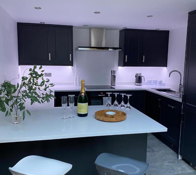 Photo of Others in Deal