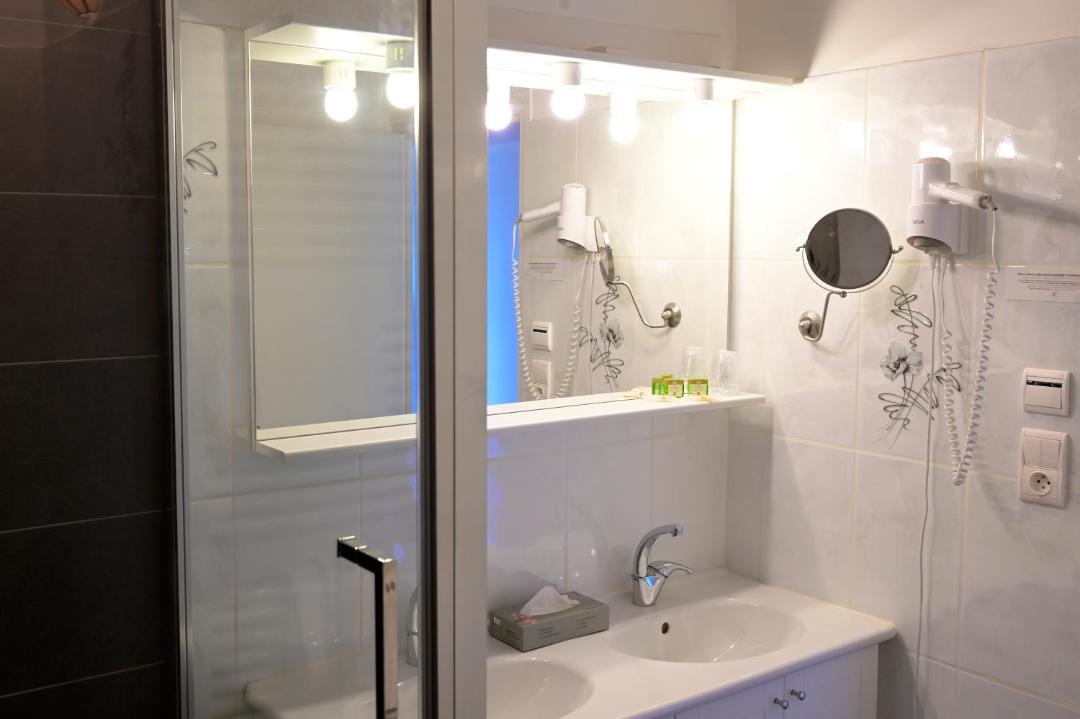 Photo of Others in Goulles