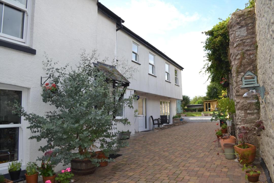 Photo of Others in Moretonhampstead