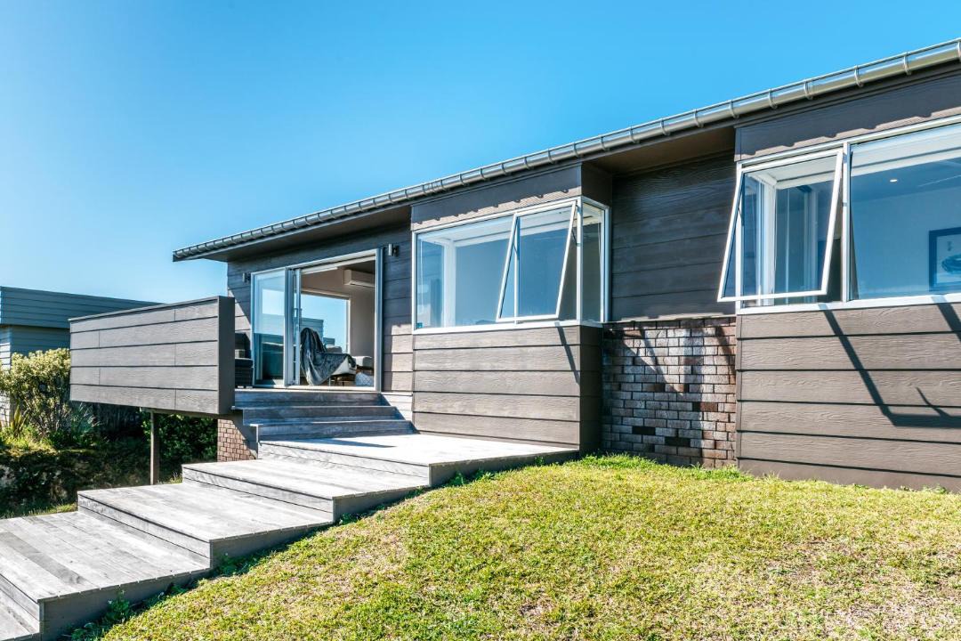 Photo of Buildings in Surfdale