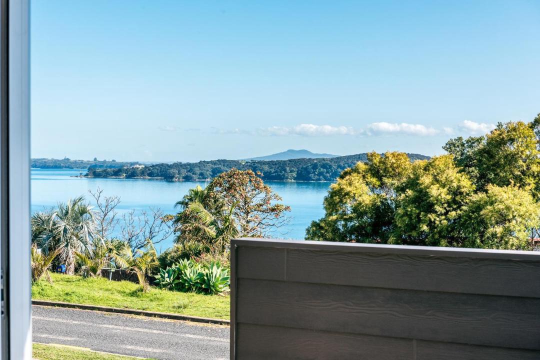 Photo of Others in Surfdale