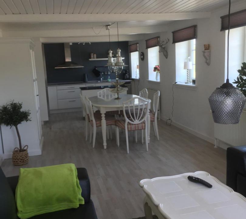 Photo of Livingroom in Mandoe