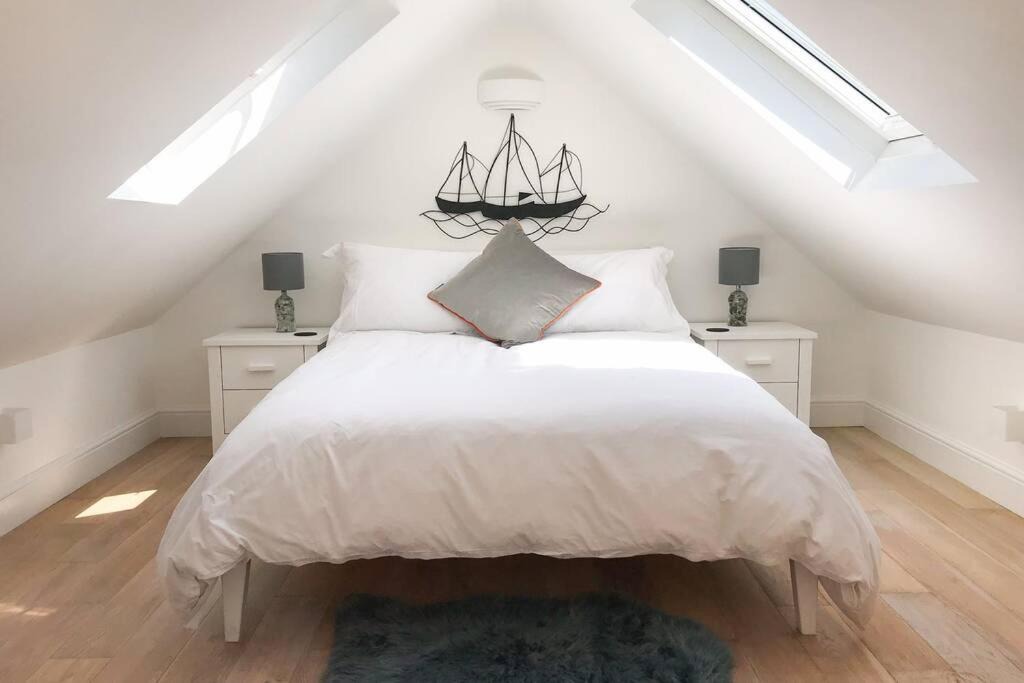 Photo of Bedroom in Deal
