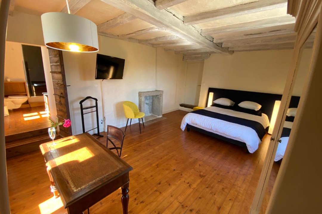 Photo of Others in Saint-Georges-de-Montaigu