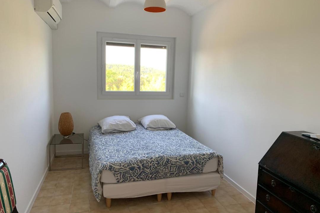 Photo of Bedroom in Saint-Clement-de-Riviere