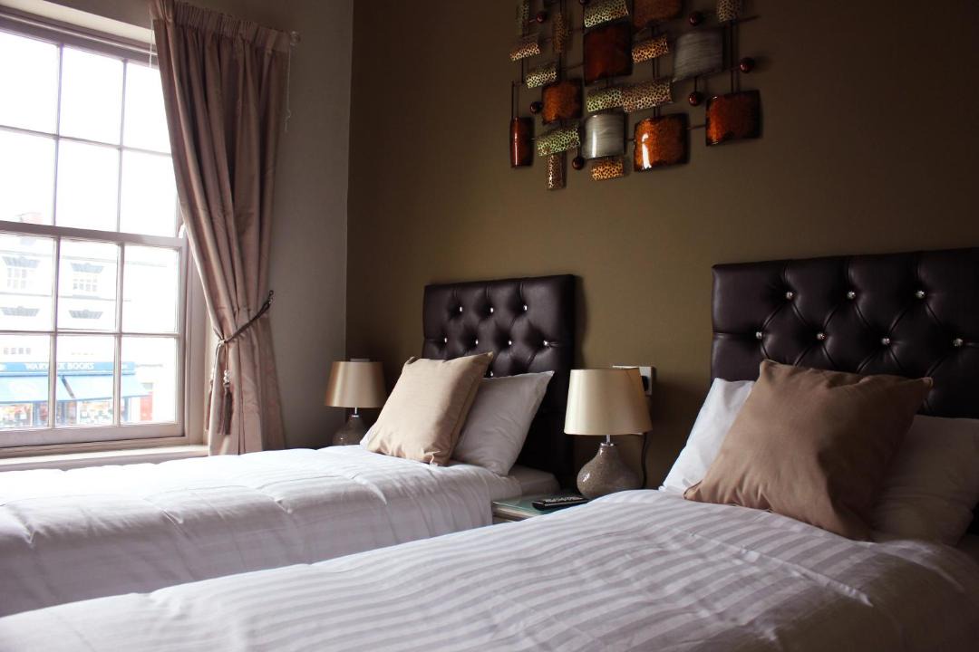 Photo of Others in Warwick Town Centre