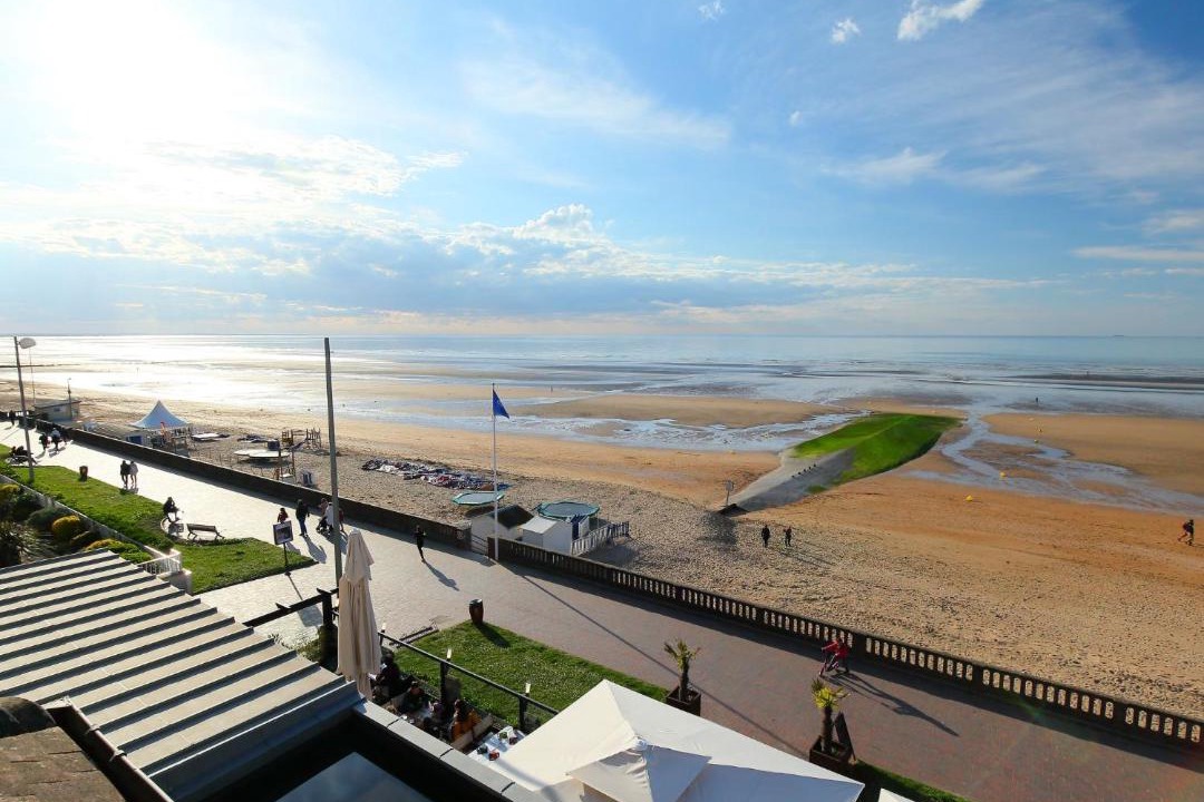 Photo of Others in Cabourg