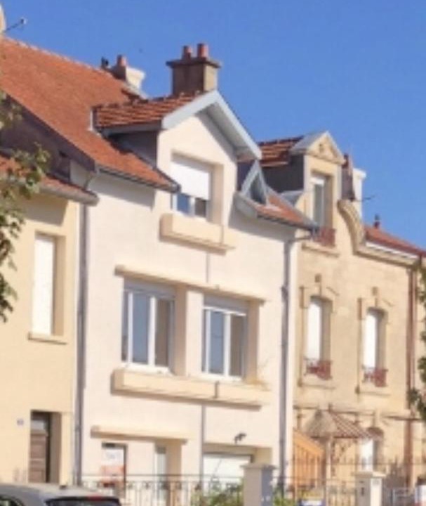 Photo of Buildings in Verdun