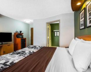 Photo of Bedroom in Albemarle