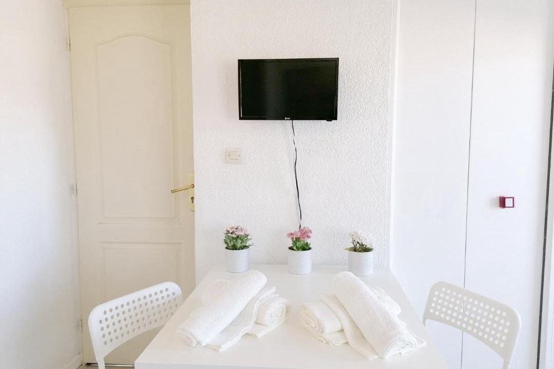 Photo of Bathroom in Opera