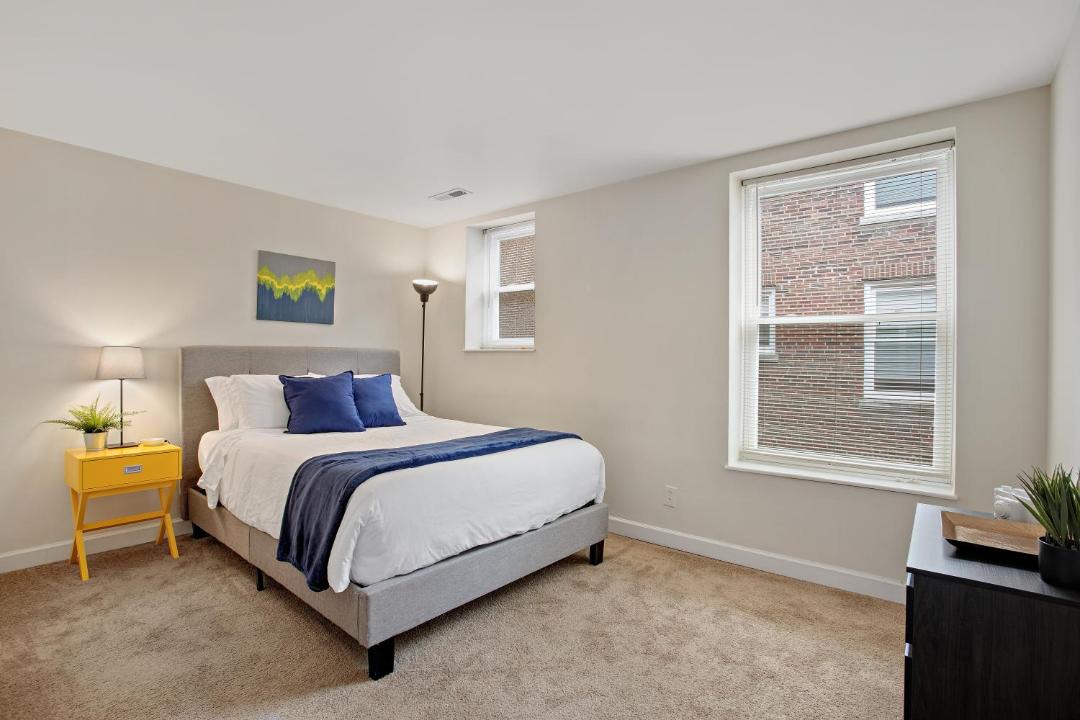 Photo of Bedroom in DeBaliviere Place