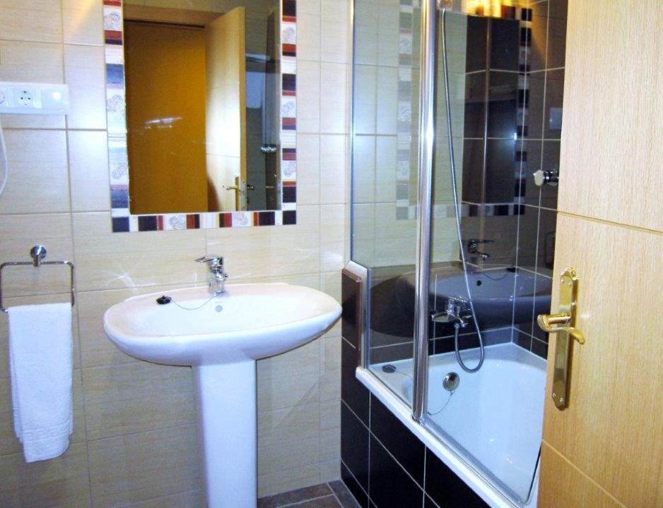 Photo of Bathroom in Roda de Isabena