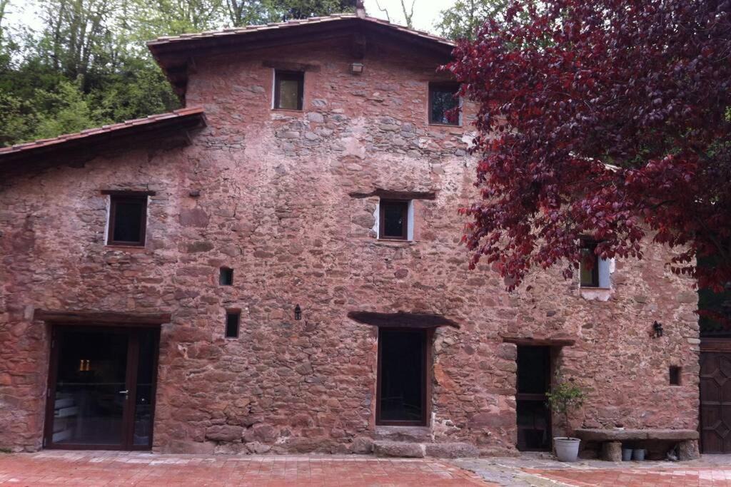 Photo of Buildings in Riudaura
