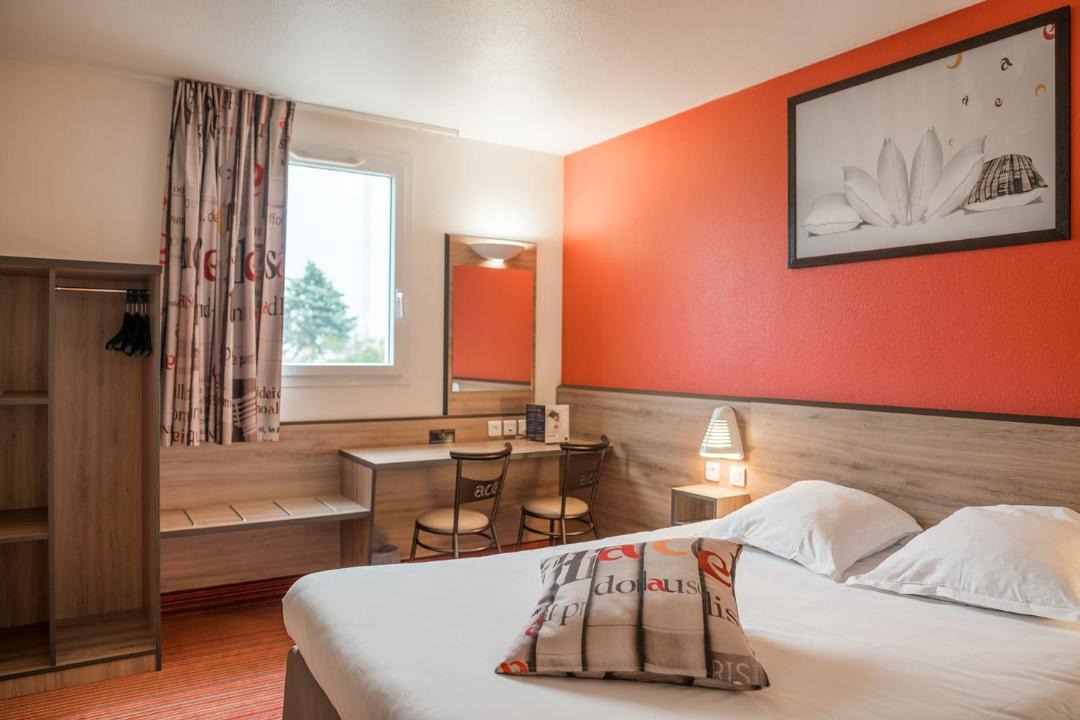Photo of Bedroom in Poitiers