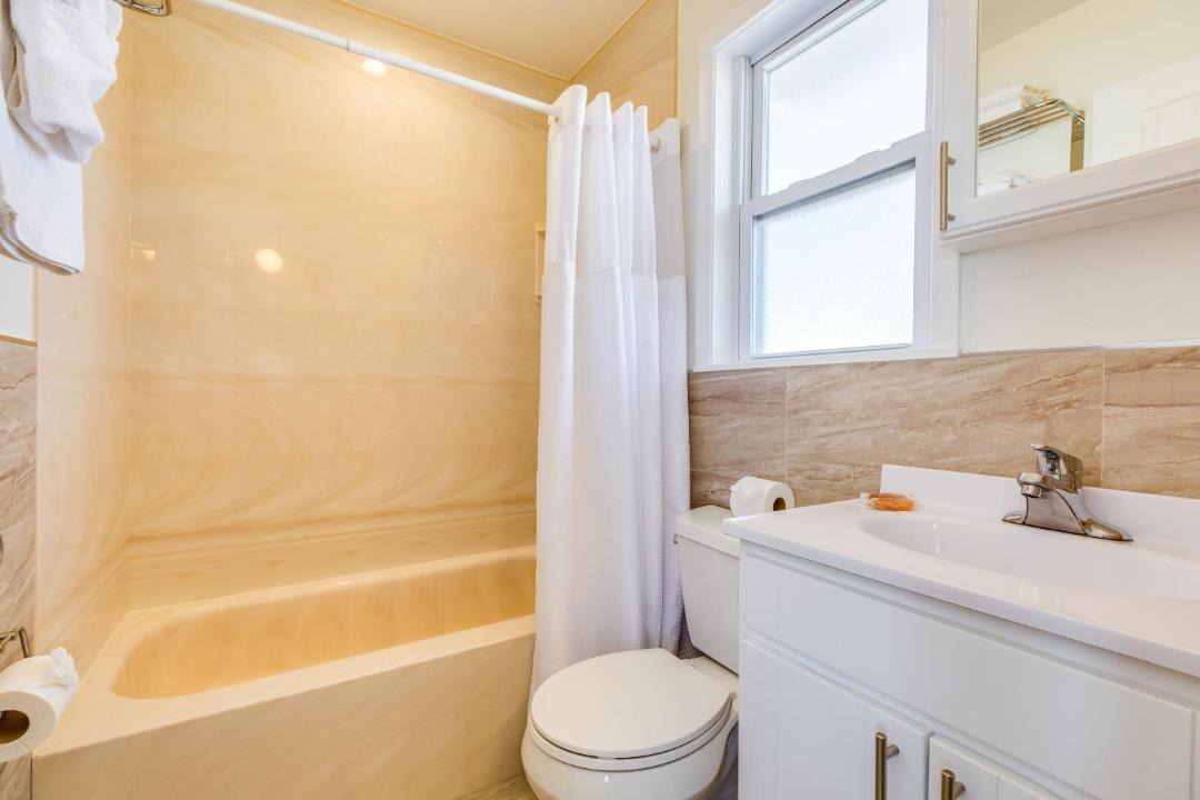 Photo of Others in Hampton Bays