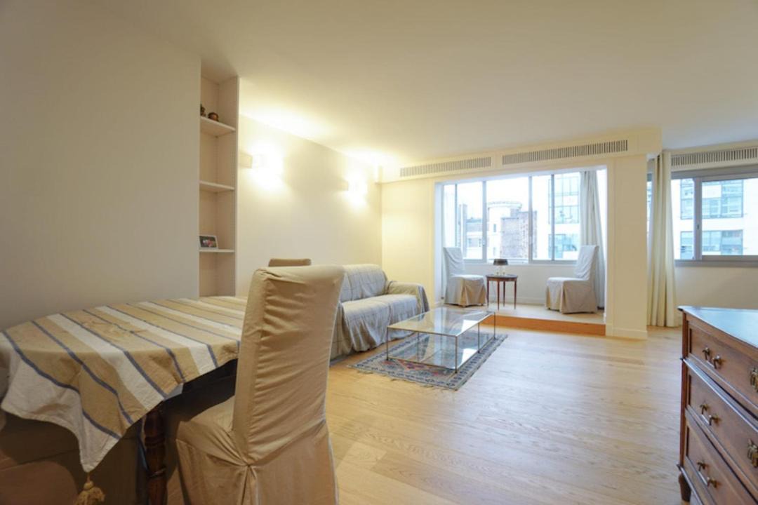 Photo of Bedroom in Levallois-Perret