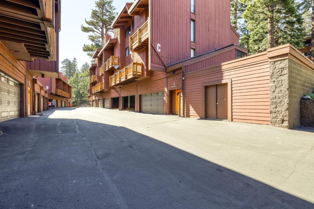 Photo of Others in Mammoth Lakes