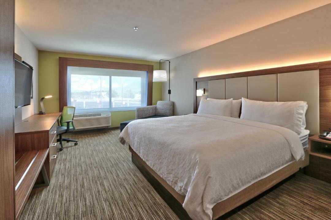 Photo of Bedroom in Northeast Heights