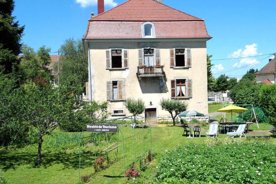 Photo of Others in Frasne