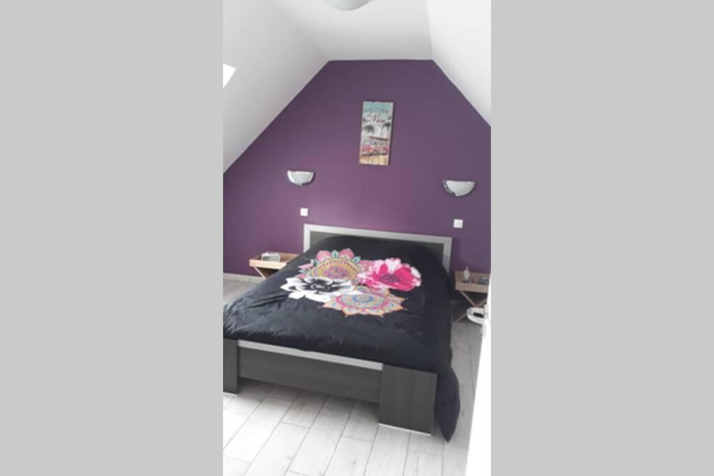 Photo of Bedroom in Monceaux-en-Bessin