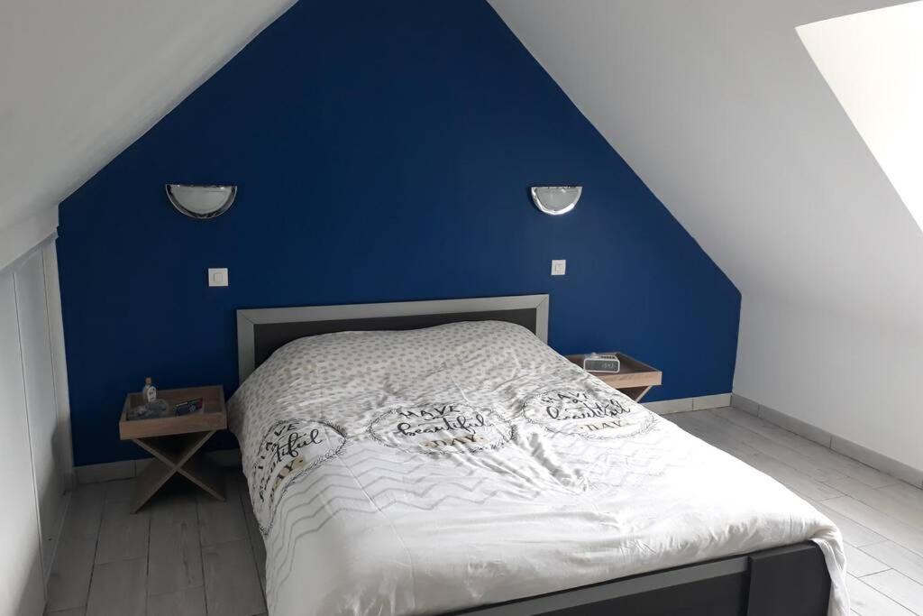Photo of Bedroom in Monceaux-en-Bessin