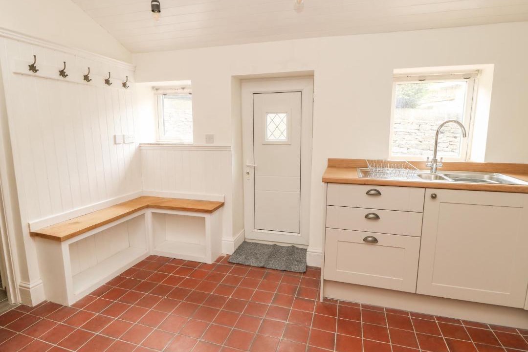 Photo of Others in Oakworth