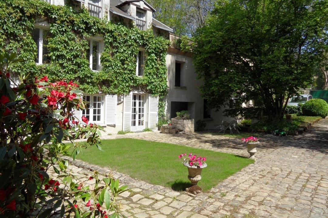 Photo of Others in Saint-Remy-les-Chevreuse