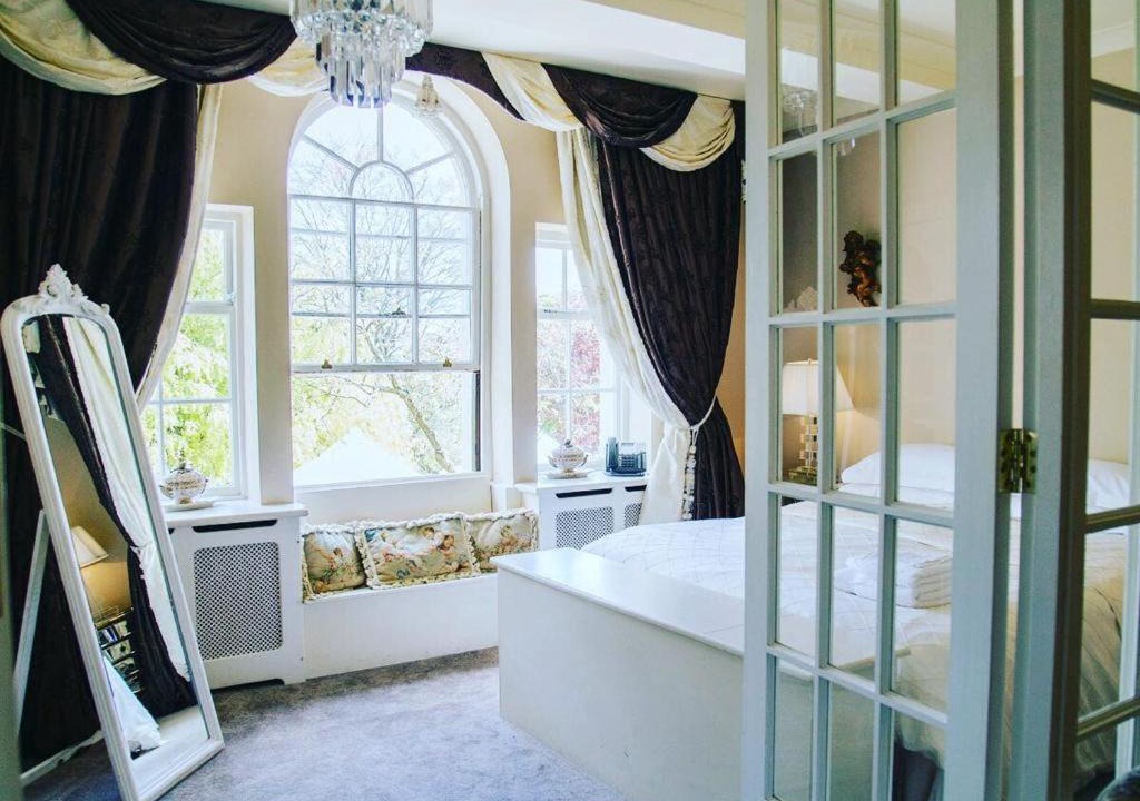 Photo of Others in Ault Hucknall