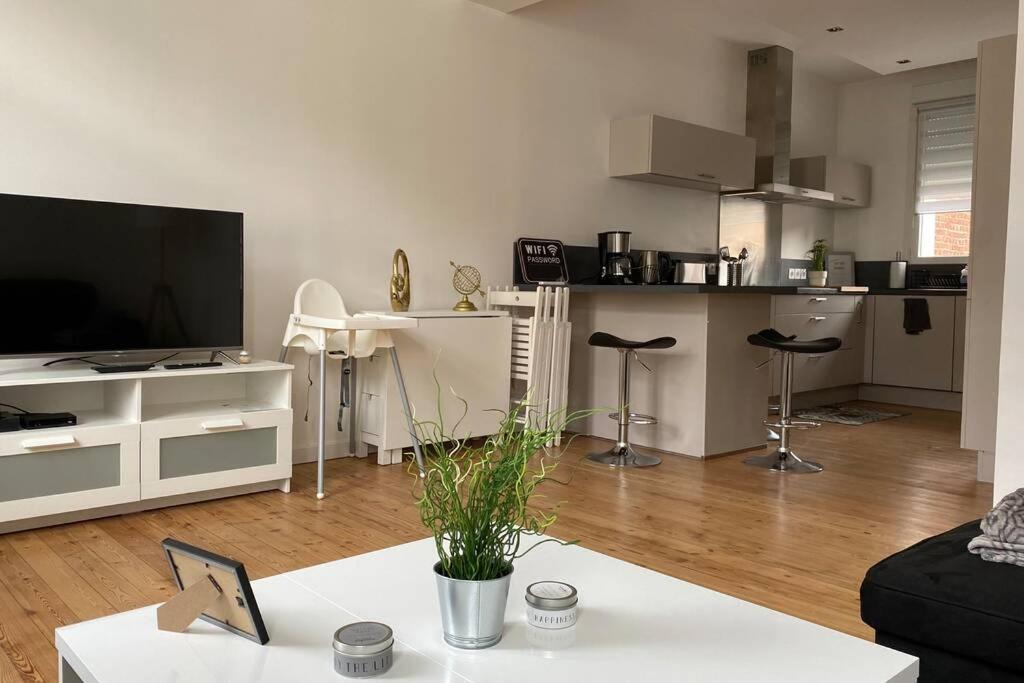 Photo of Others in Lens