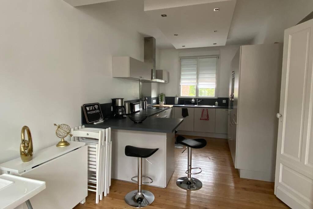 Photo of Kitchen in Lens