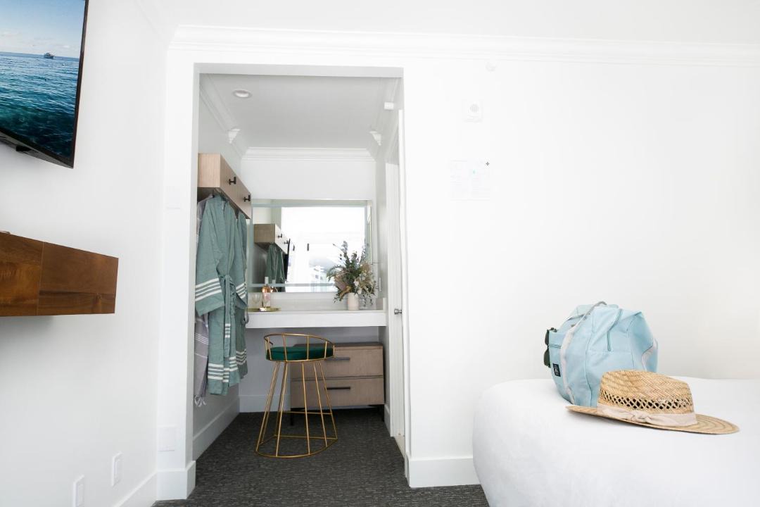 Photo of Bedroom in Avalon
