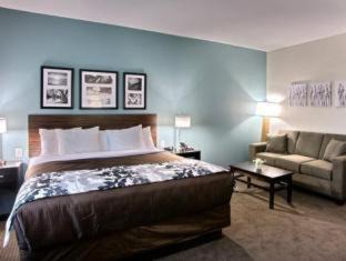Photo of Bedroom in Center