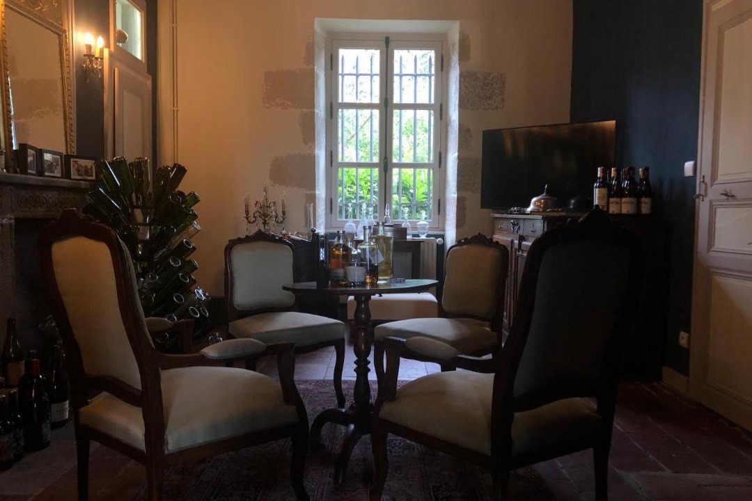 Photo of Others in Hyds