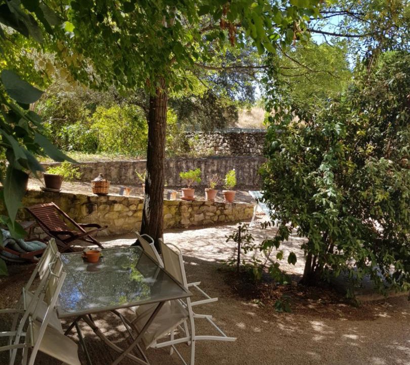 Photo of Others in Sablet