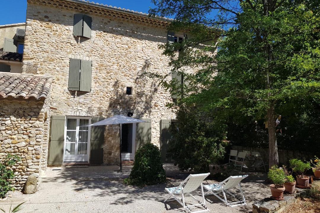 Photo of Others in Sablet