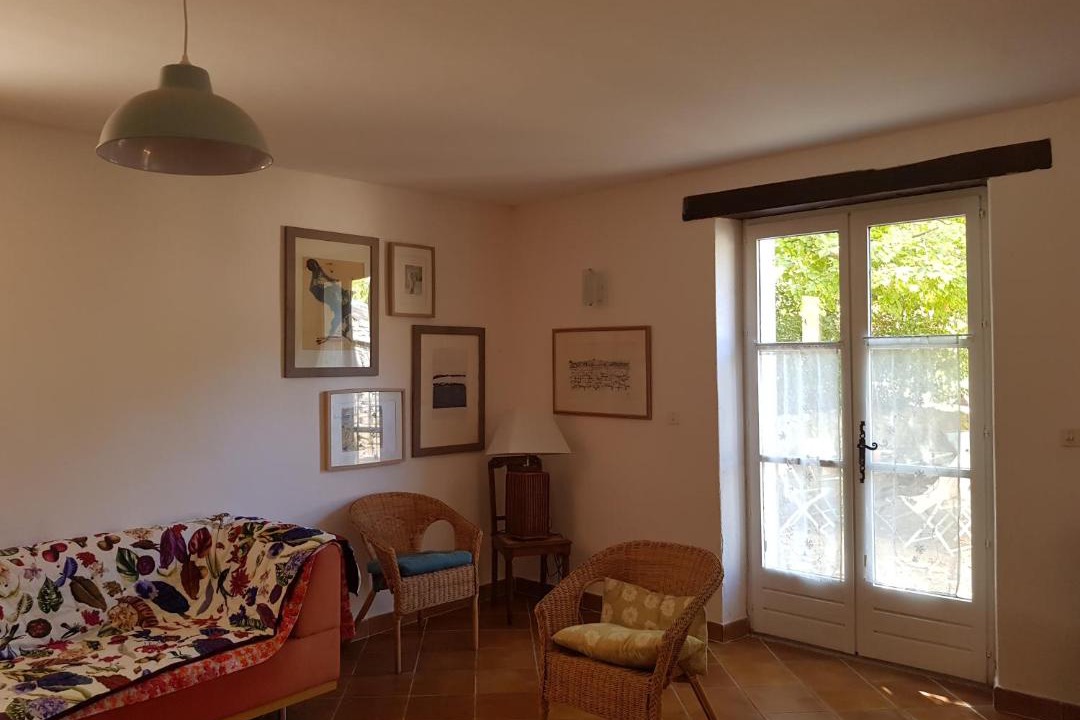 Photo of Others in Sablet