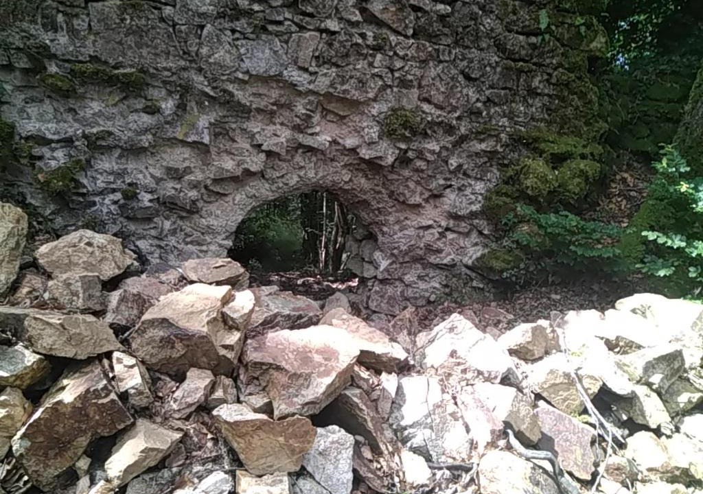 Photo of Others in Larochemillay