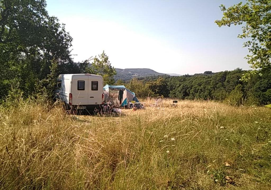 Photo of Others in Larochemillay