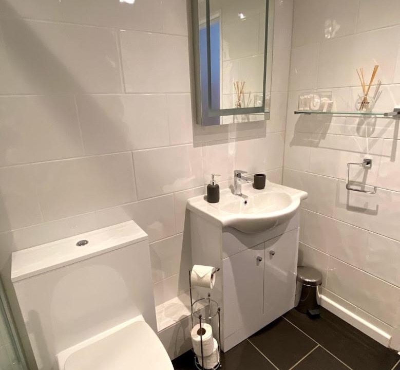 Photo of Others in Whatstandwell