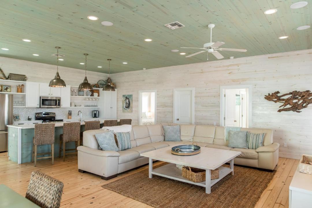 Photo of Livingroom in Sand Point