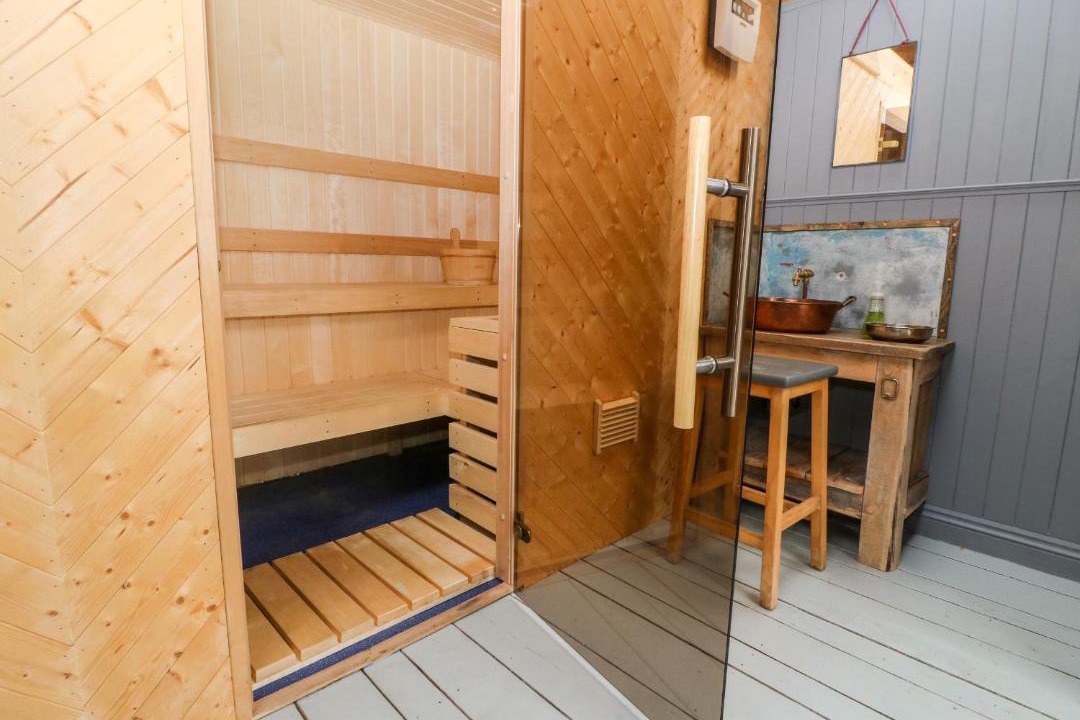 Photo of Others in Inchbrook