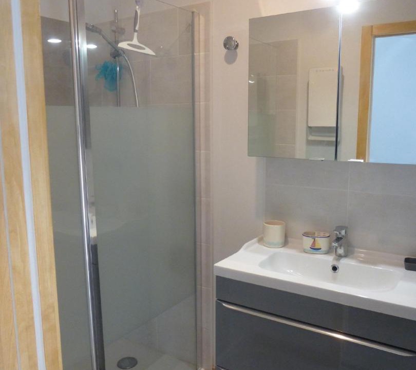 Photo of Bathroom in Roquefort-des-Corbieres