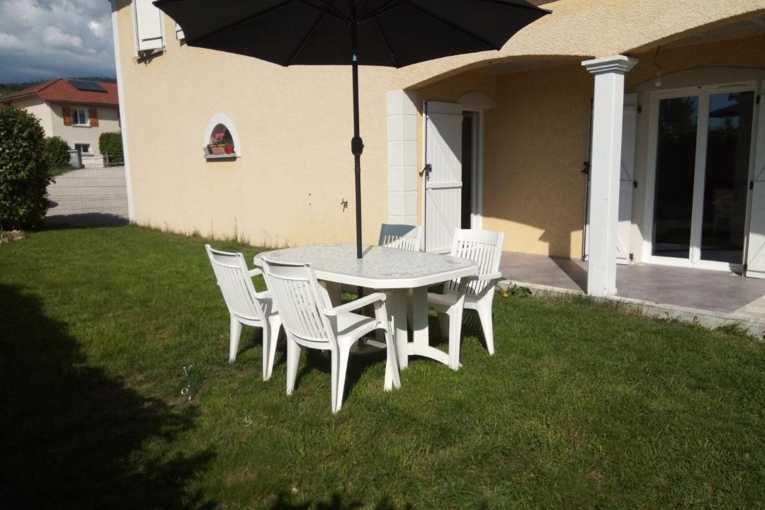 Photo of Others in Lompnes