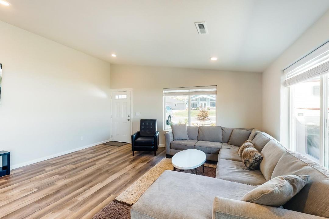 Photo of Others in Manson